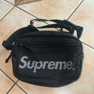 Supreme mesh bag / fanny / crossbody / shoulder